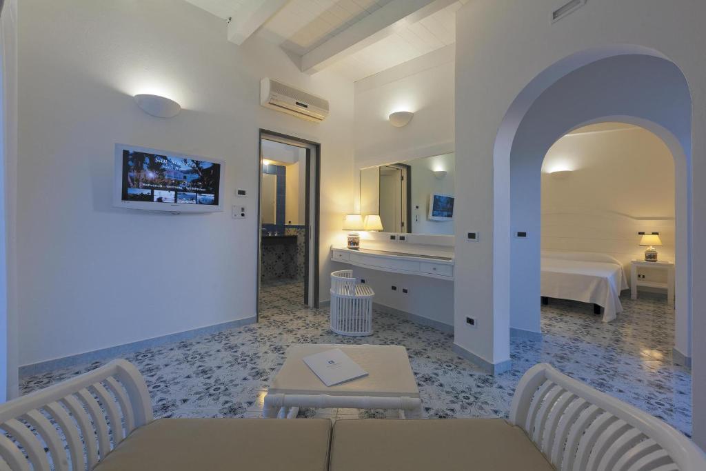 San Michele Hotel&Spa Sant'Angelo  Zimmer foto